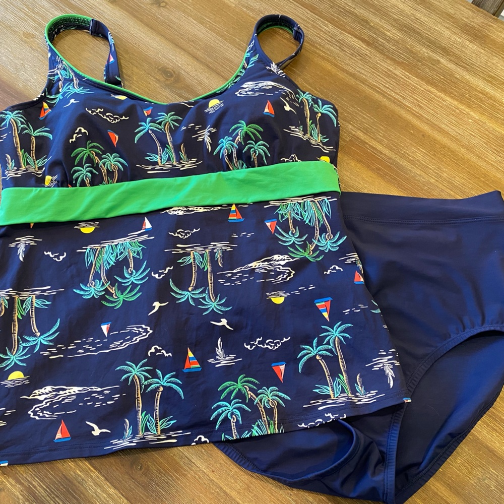 Lands End Tankini Set 16DD Set